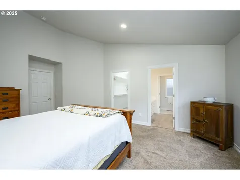 2346 NW Fendle Way Mcminnville OR 97128