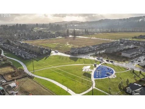 2346 NW Fendle Way Mcminnville OR 97128