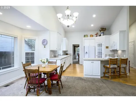 2346 NW Fendle Way Mcminnville OR 97128