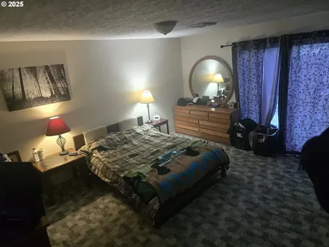 51 NW Snow Avenue Winston OR 97496