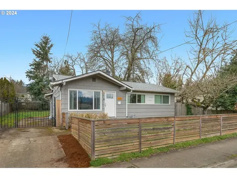 10115 SE Harold Street Portland OR 97266