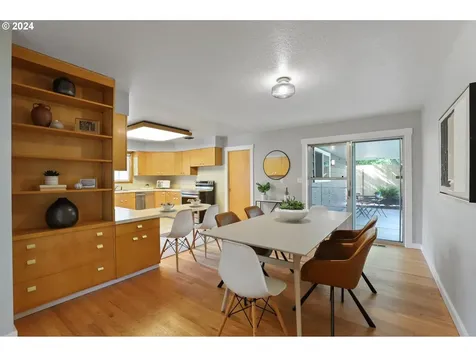 1000 Nw Dale Avenue Portland OR 97229