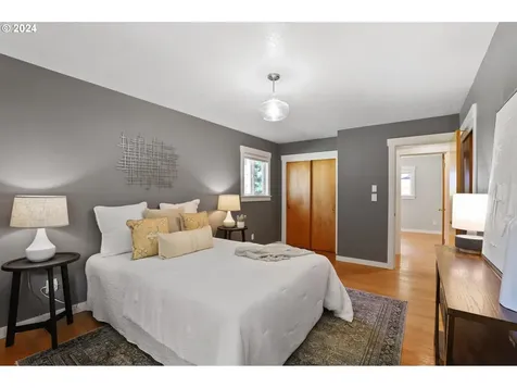 1000 Nw Dale Avenue Portland OR 97229