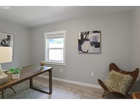1000 Nw Dale Avenue Portland OR 97229