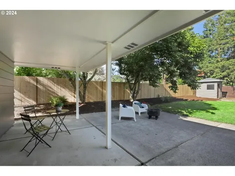 1000 Nw Dale Avenue Portland OR 97229