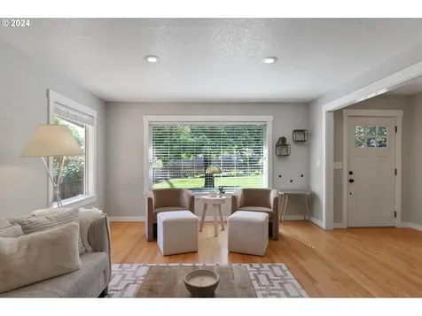1000 Nw Dale Avenue Portland OR 97229