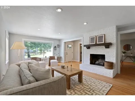 1000 Nw Dale Avenue Portland OR 97229