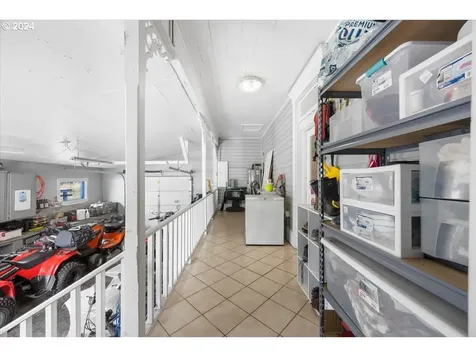 8771 Tiller Trail Highway Canyonville OR 97417