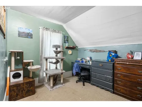8771 Tiller Trail Highway Canyonville OR 97417