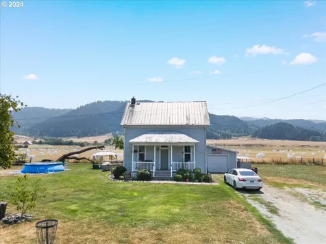 8771 Tiller Trail Highway Canyonville OR 97417