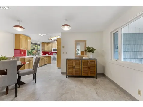 2945 Se 140th Avenue Portland OR 97236