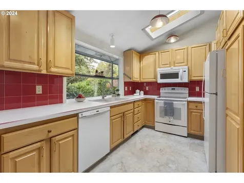 2945 Se 140th Avenue Portland OR 97236