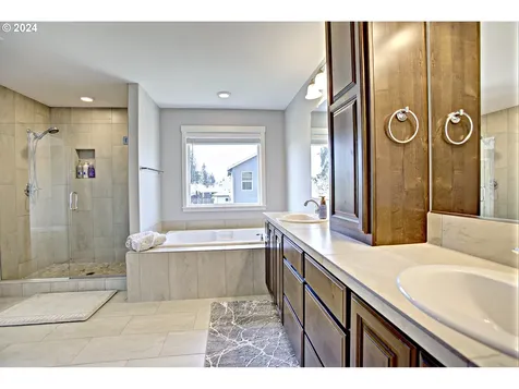 7800 Ne 172nd Avenue Vancouver WA 98682