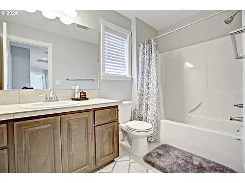 7800 Ne 172nd Avenue Vancouver WA 98682
