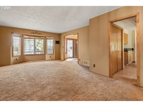 1510 Nw Towle Terrace Gresham OR 97030