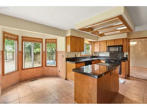 1510 Nw Towle Terrace Gresham OR 97030