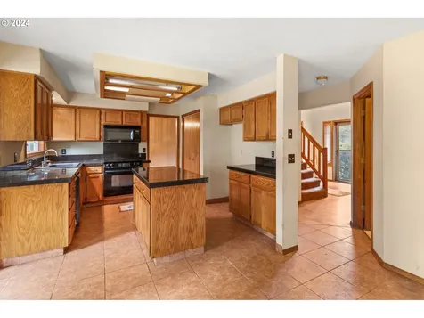 1510 Nw Towle Terrace Gresham OR 97030