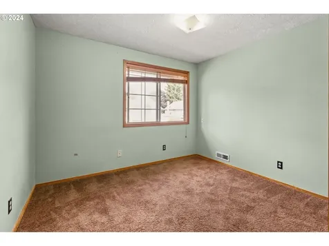 1510 Nw Towle Terrace Gresham OR 97030