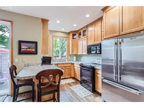 8230 Sw Maxine Lane Wilsonville OR 97070