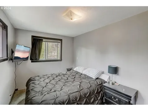 6104 Se 88th Avenue Portland OR 97266