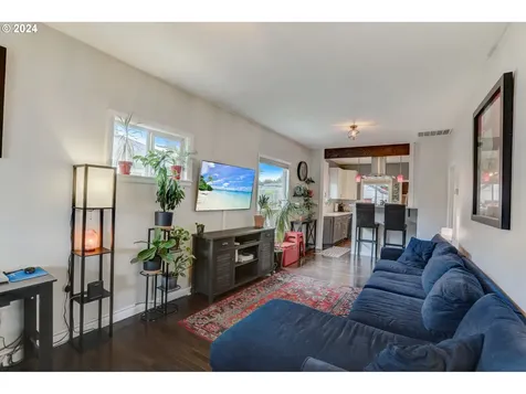 6104 Se 88th Avenue Portland OR 97266
