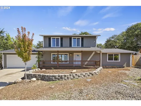 163 Christa Lane Eagle Point OR 97524