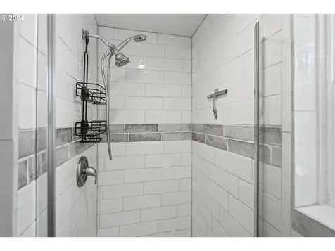163 Christa Lane Eagle Point OR 97524