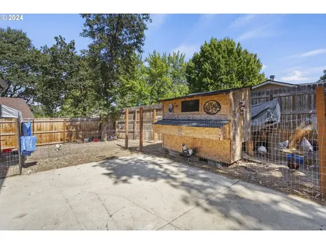163 Christa Lane Eagle Point OR 97524