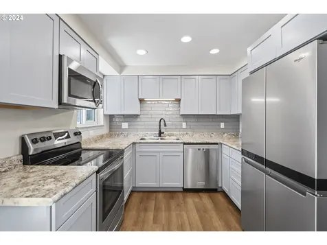 163 Christa Lane Eagle Point OR 97524