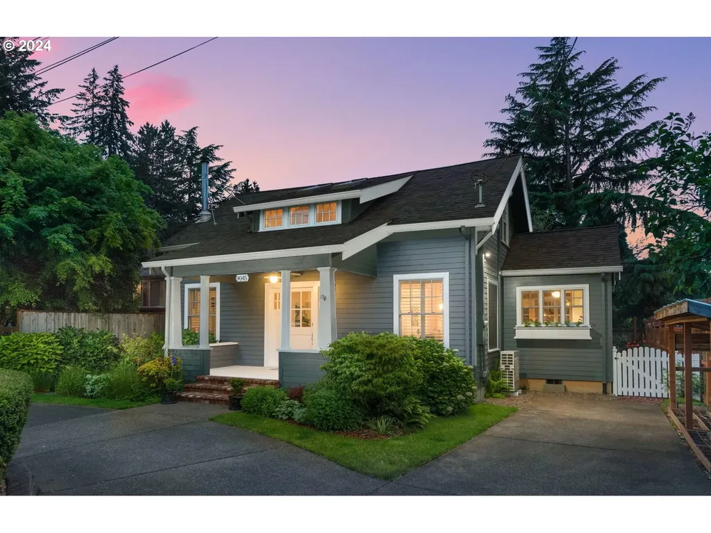 9045 Sw 50th Avenue Portland OR 97219