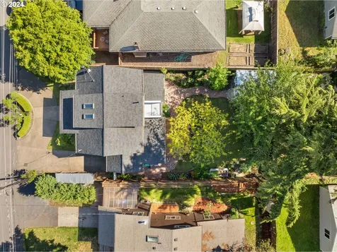 9045 Sw 50th Avenue Portland OR 97219