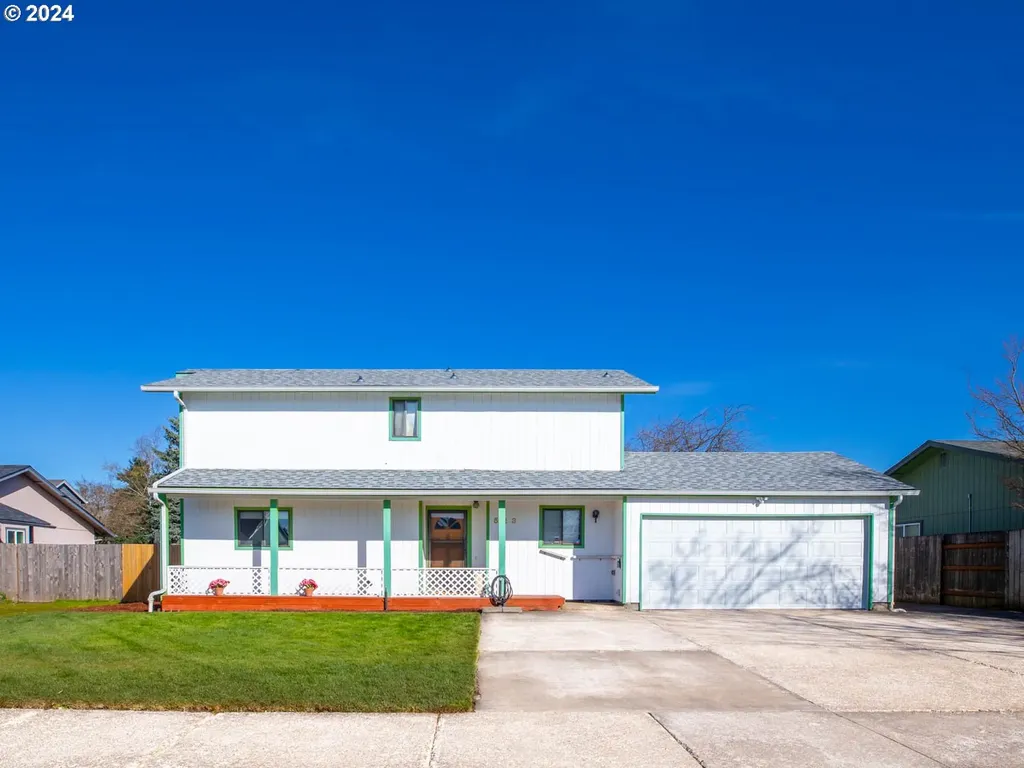 523 Sandstone Way Eugene OR 97402