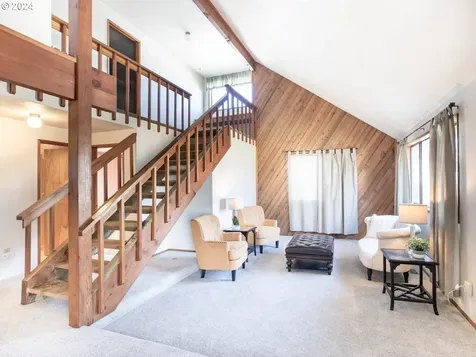 523 Sandstone Way Eugene OR 97402