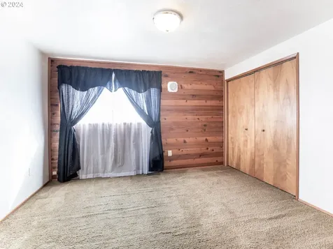 523 Sandstone Way Eugene OR 97402