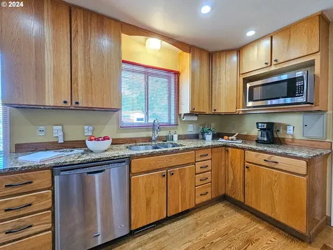 11640 Sw Foothill Drive Portland OR 97225