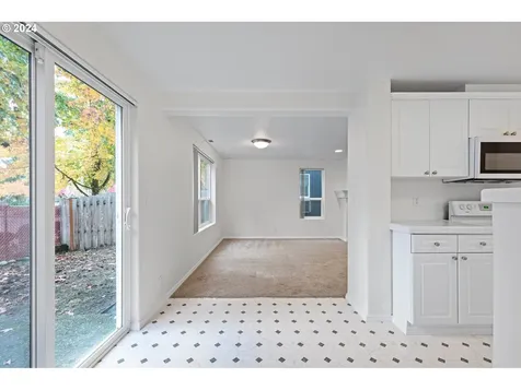 20421 SW Brackenwood Lane Beaverton OR 97003