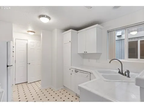 20421 SW Brackenwood Lane Beaverton OR 97003