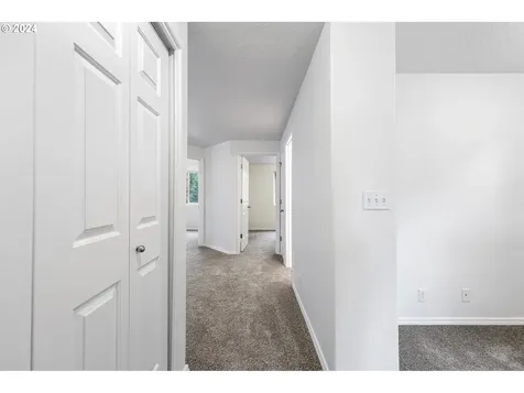 20421 SW Brackenwood Lane Beaverton OR 97003