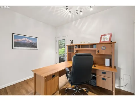 3245 Se Hall Court Troutdale OR 97060