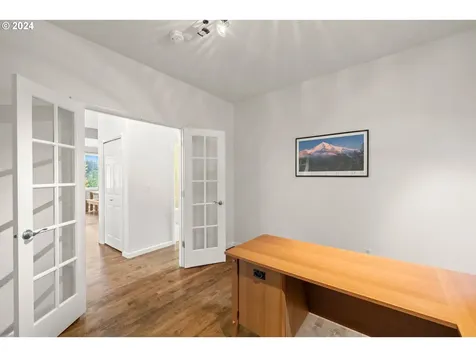 3245 Se Hall Court Troutdale OR 97060