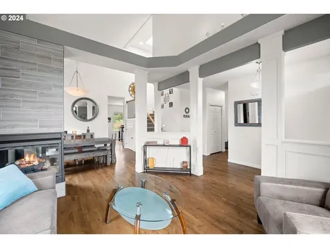 3245 Se Hall Court Troutdale OR 97060