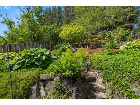 3245 Se Hall Court Troutdale OR 97060