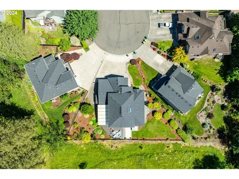 3245 Se Hall Court Troutdale OR 97060