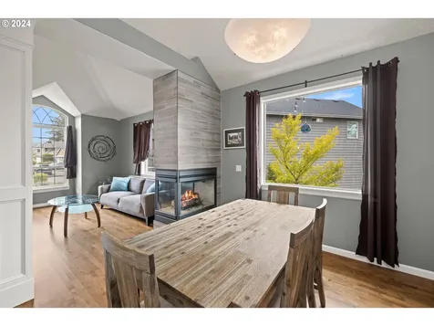 3245 Se Hall Court Troutdale OR 97060