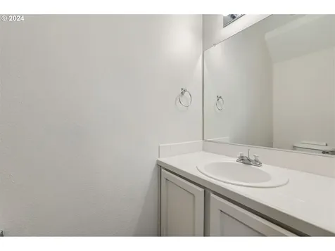 8427 Sw 85th Avenue Portland OR 97223