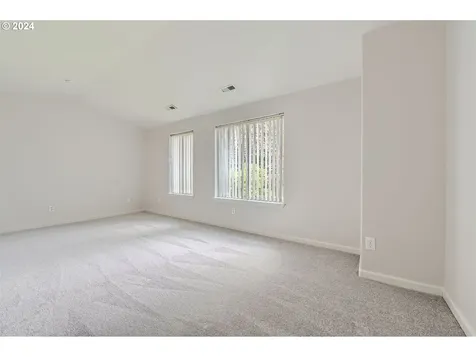 8427 Sw 85th Avenue Portland OR 97223