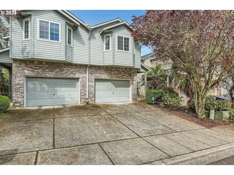 8427 Sw 85th Avenue Portland OR 97223