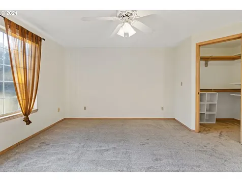5744 Nw 179th Avenue Portland OR 97229