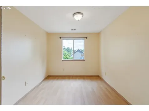 5744 Nw 179th Avenue Portland OR 97229