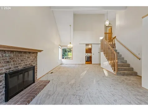 5744 Nw 179th Avenue Portland OR 97229